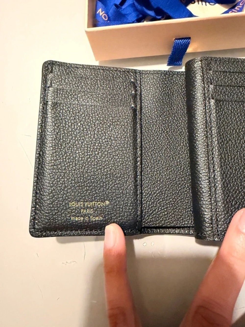 Louis Vuitton Black Embossed Monogram Leather Wallet with Gold Hardware - Picture 4 of 13